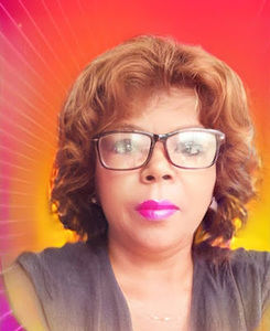 Meet your Posher, Ines maria